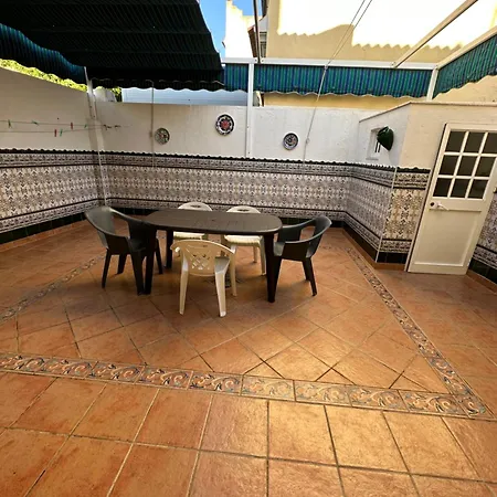 Homestay Habitacion Privada En Frente De Universidad